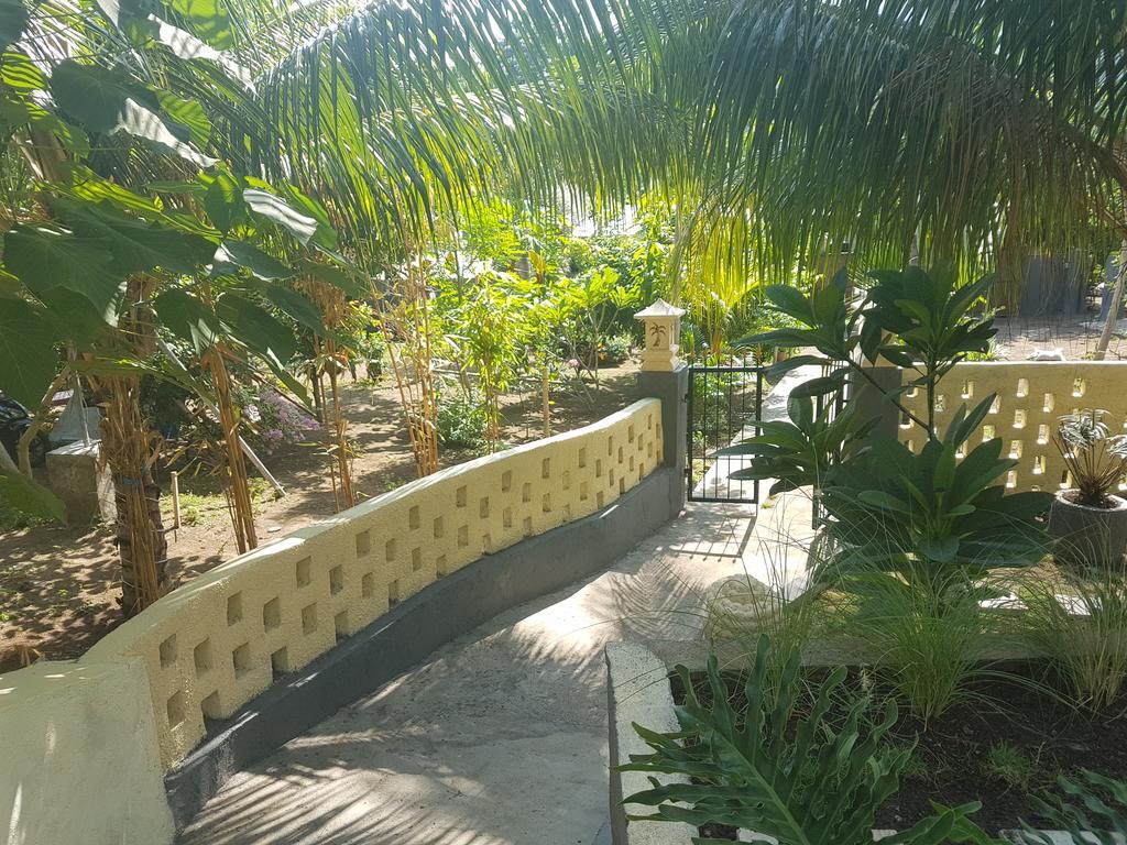 Nipah Villas Сенггиги Экстерьер фото