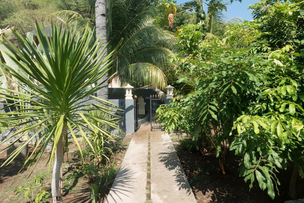 Nipah Villas Сенггиги Экстерьер фото